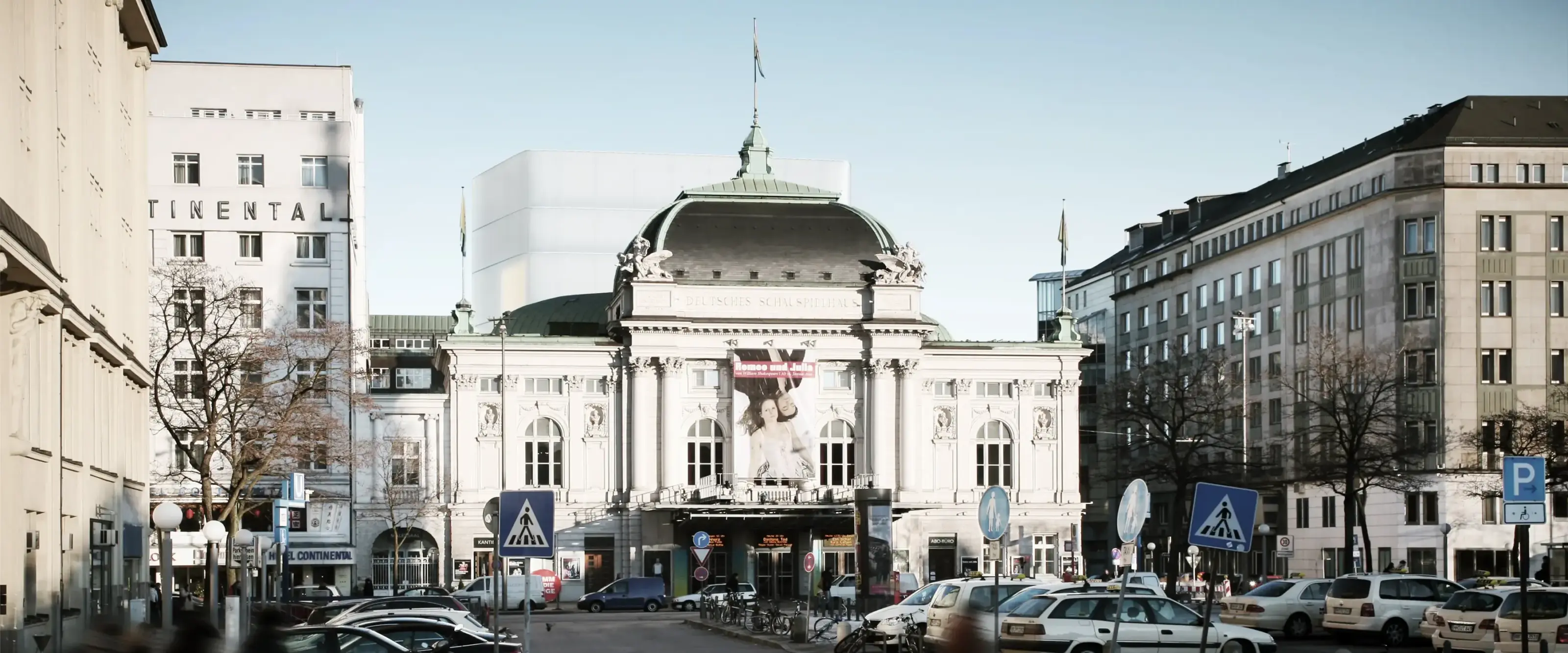 dsh 100524 buehnenturm schauspielhaus hamburg k02 final 1 aspect ratio 2.4 1