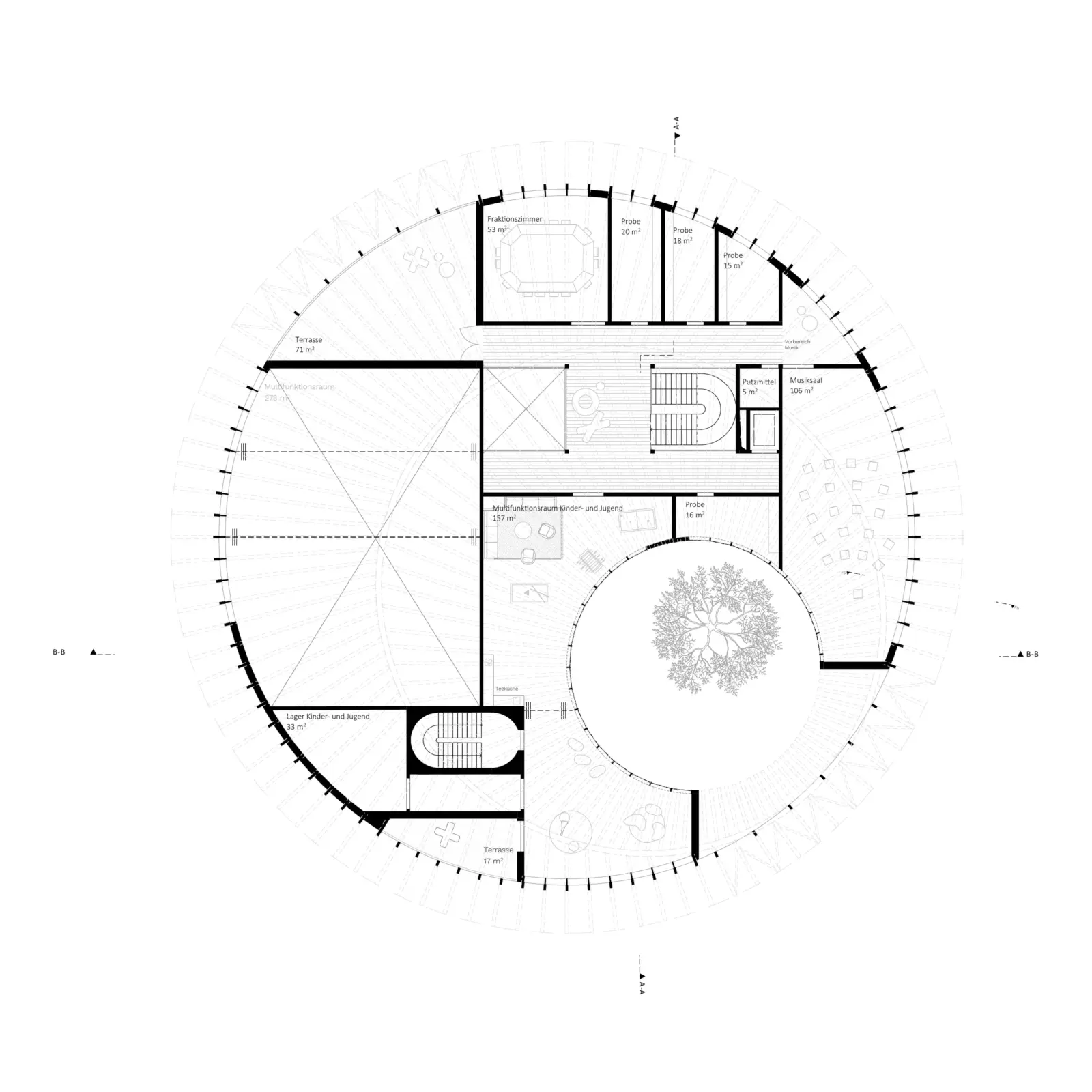Der kreisrunde Grundriss zeigt Räume, die entlang der runden Außenwand angeordnet sind, ein zentrales Treppenhaus sowie einen offenen Innenhof mit einem Baum in der Mitte.