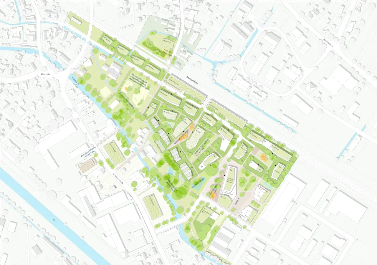 Der Lageplan zeigt ein längliches Areal entlang eines Flusslaufs mit mehreren neuen Gebäudezeilen, die von Grünflächen, Baumreihen und Fußwegen durchzogen sind.