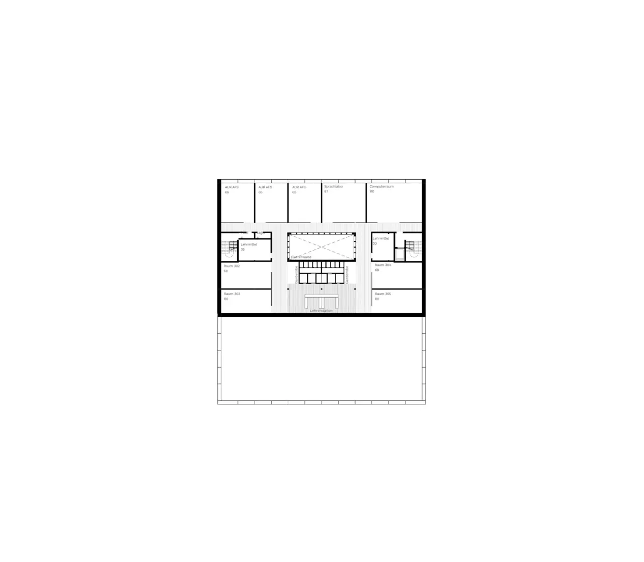 Grundriss des zweiten Obergeschosses mit Klassenzimmern um einen zentralen Luftraum mit Treppe.