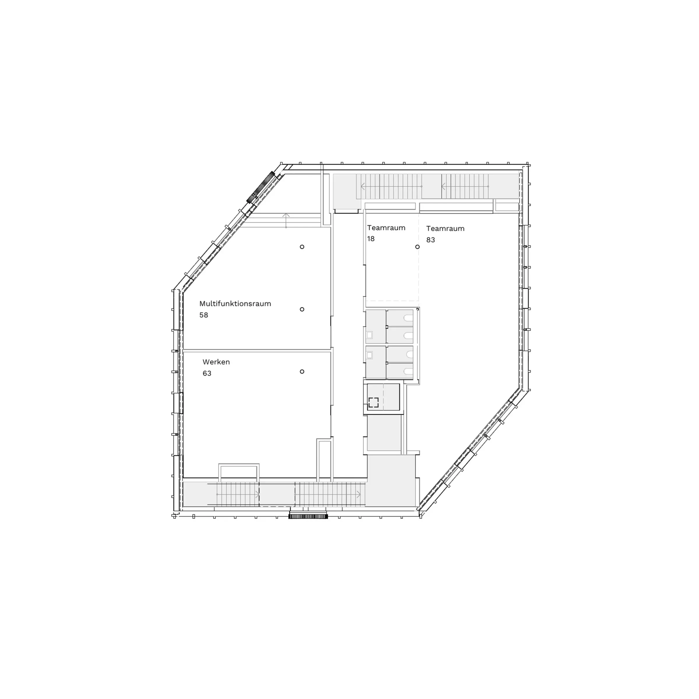 Grundriss eines Obergeschosses mit polygonalem Gebäudeumriss, Multifunktionsraum, Werkraum und zwei Teamräumen um einen zentralen Sanitärkern.