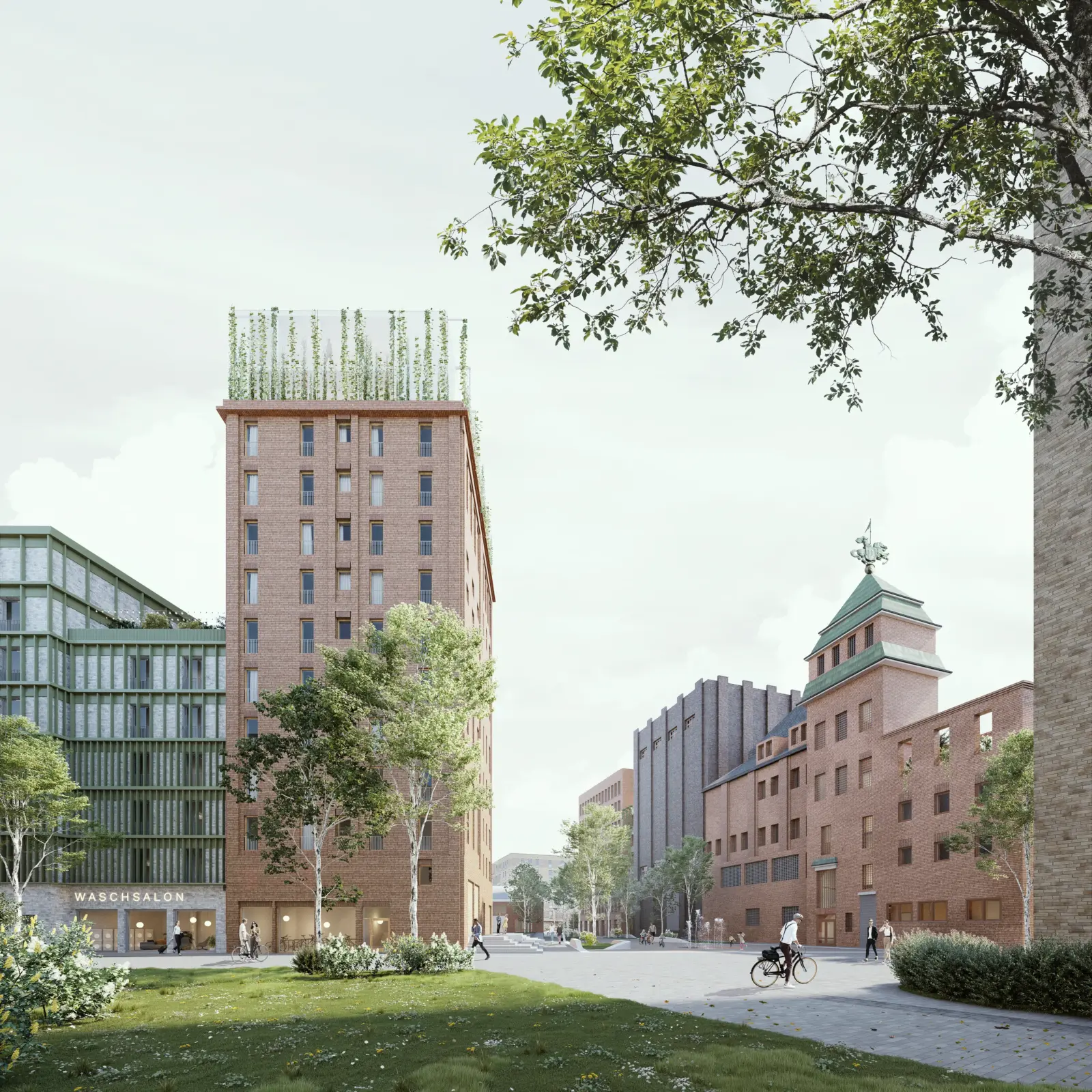 Ein Wohnhochhaus mit Klinkerfassade und begrüntem Dachrand steht zwischen Bestandsbauten aus Backstein an einem Platz.