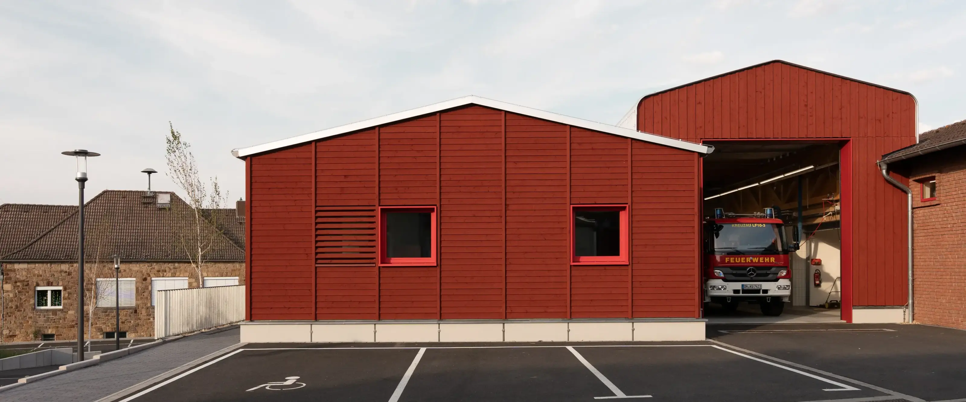 thu feuerwache thum fwthum highres 7 von 32 aspect ratio 2.4 1